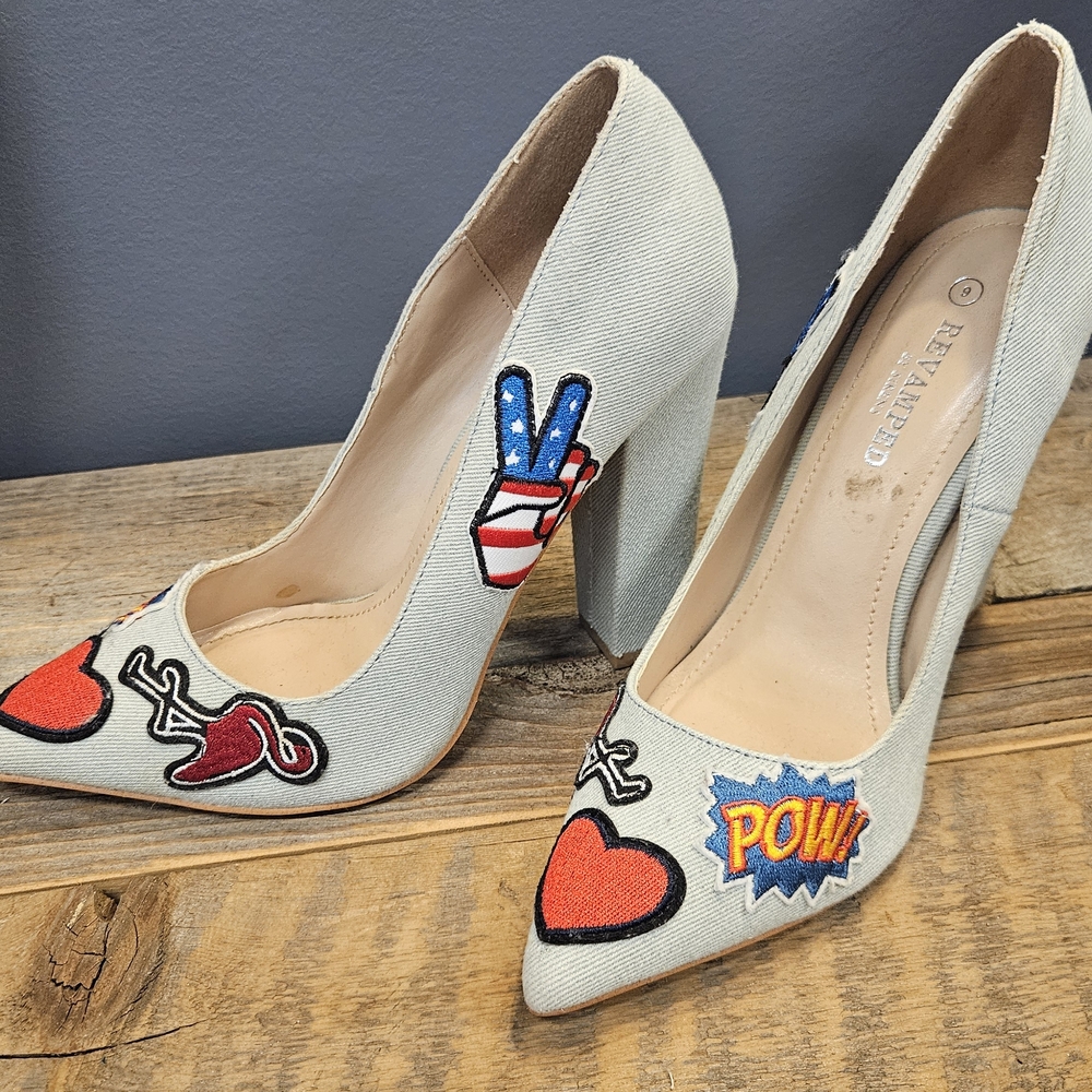 Revamped Canvas Heels with Bold Embroidery